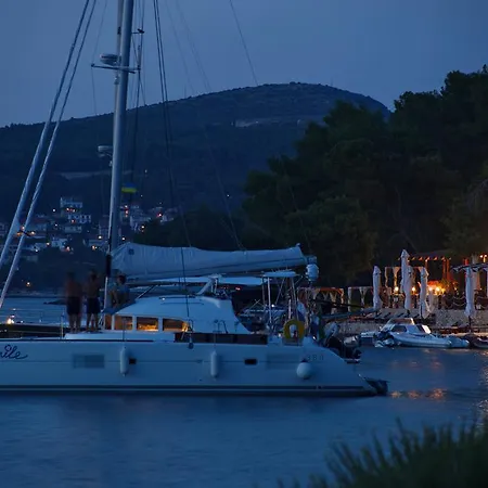 Robinson House Nicolina Séjour à la campagne *