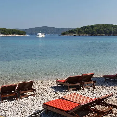 Robinson House Nicolina * Hvar Town