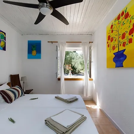 Robinson House Nicolina Hvar Town