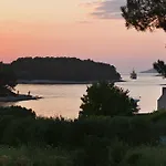 Kır Evi Robinson House Nicolina Hvar Town
