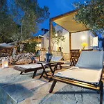 Kır Evi Robinson House Nicolina *