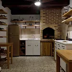 Robinson House Nicolina Kır Evi *