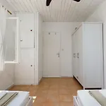Robinson House Nicolina Kır Evi *