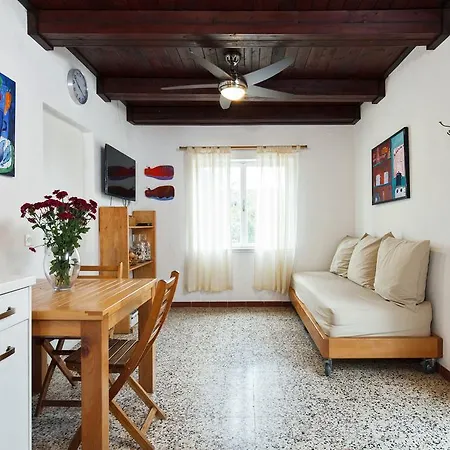 Seoska kuća Robinson House Nicolina