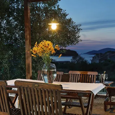 乡村民宿 Robinson House Nicolina