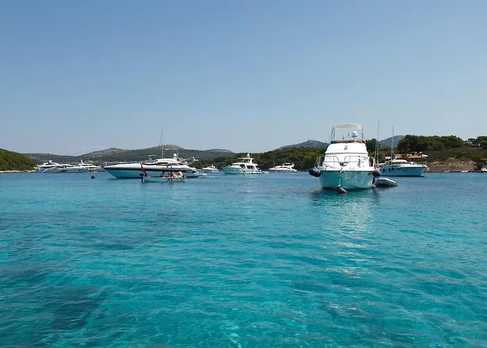 Robinson House Nicolina