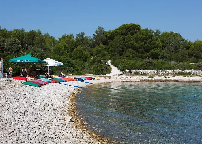 Gospodarstwo wiejskie Robinson House Nicolina Hvar Town