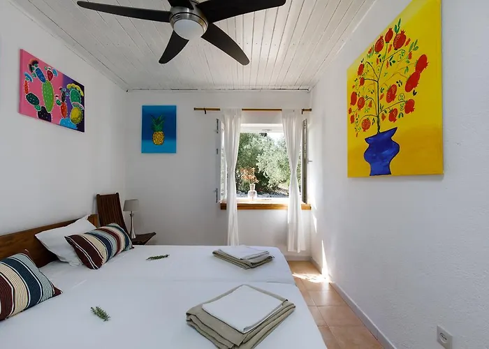 Robinson House Nicolina Hvar Town