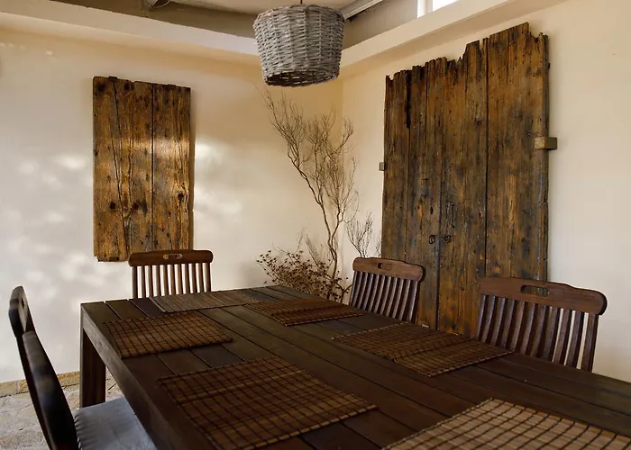 Robinson House Nicolina Gospodarstwo wiejskie *