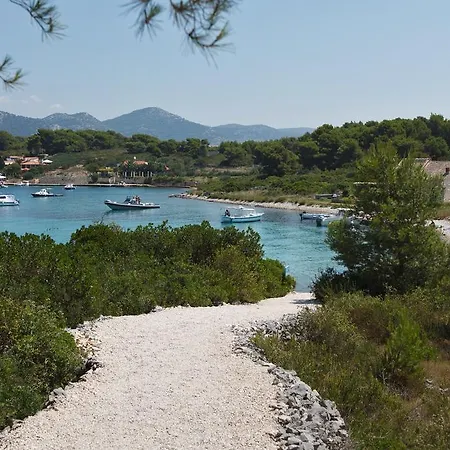 Robinson House Nicolina * Hvar Town