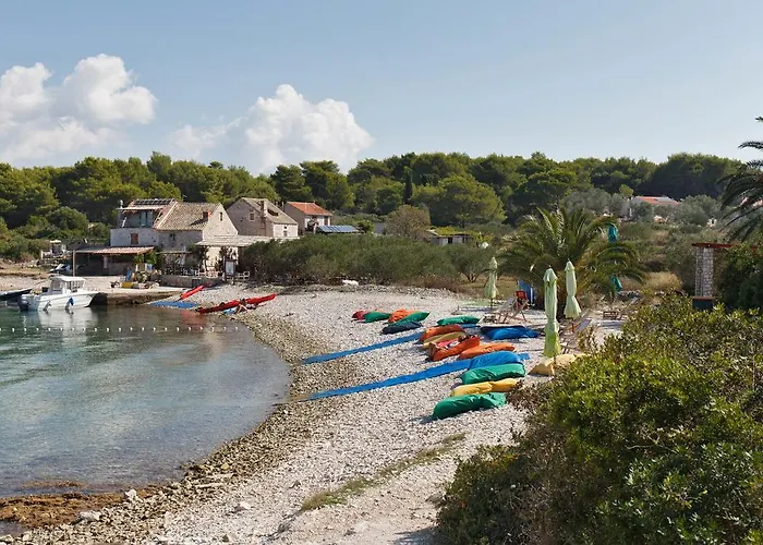 Casa di campagna Robinson House Nicolina *